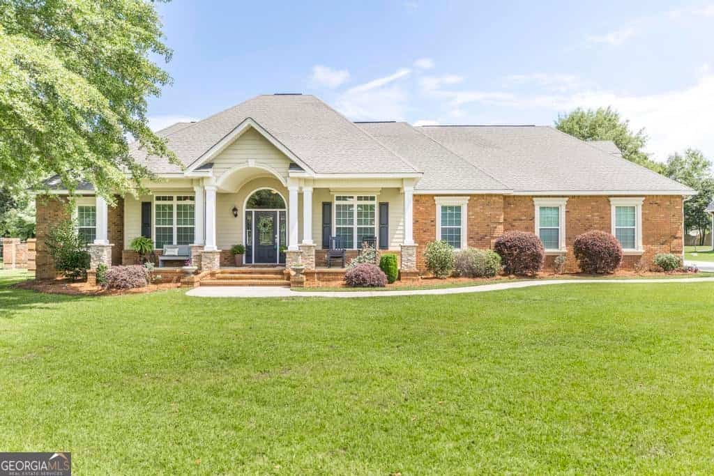 202 Lowpoint TRL, Warner Robins, GA 31093