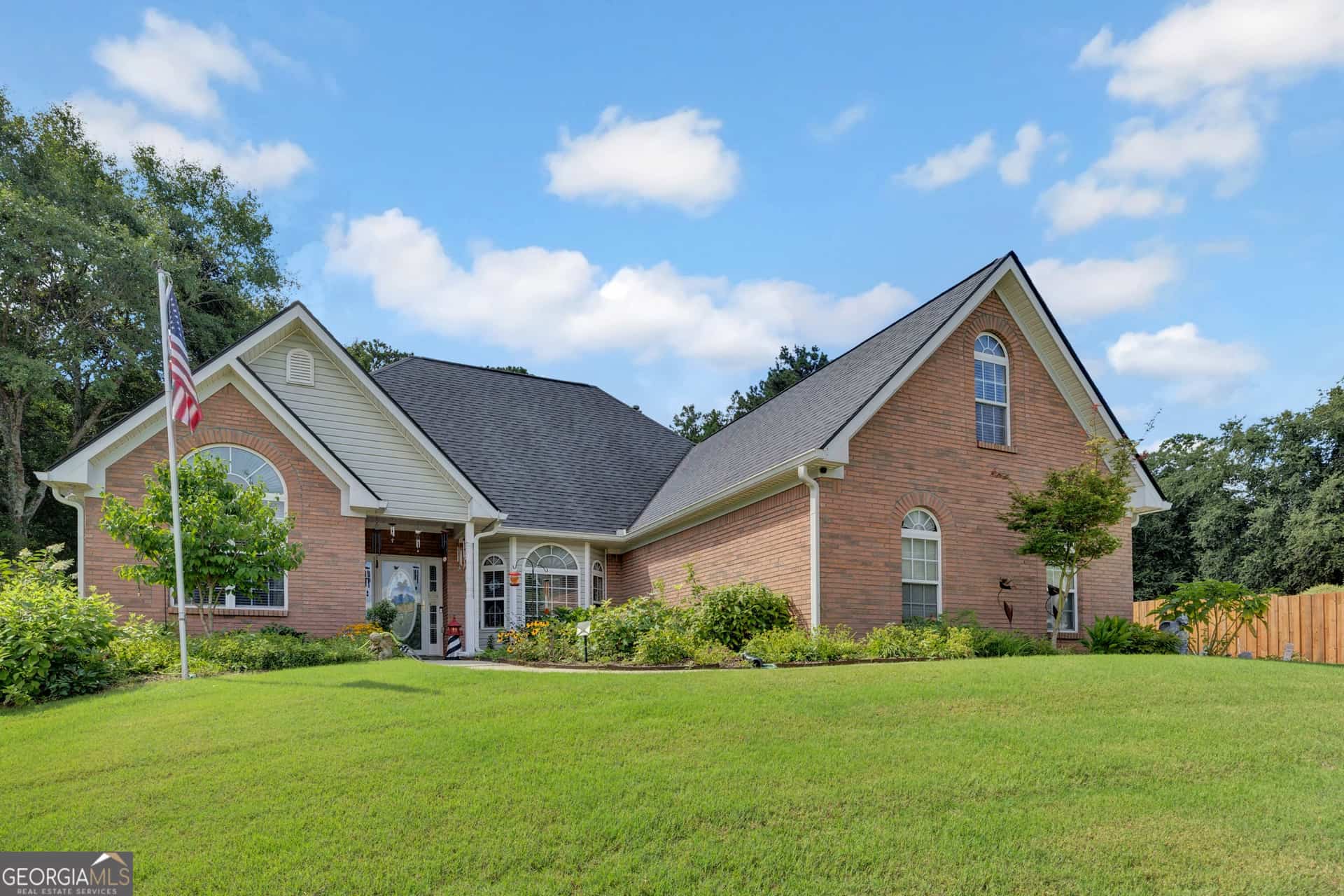 2554 Cedar WAY, Loganville, GA 30052