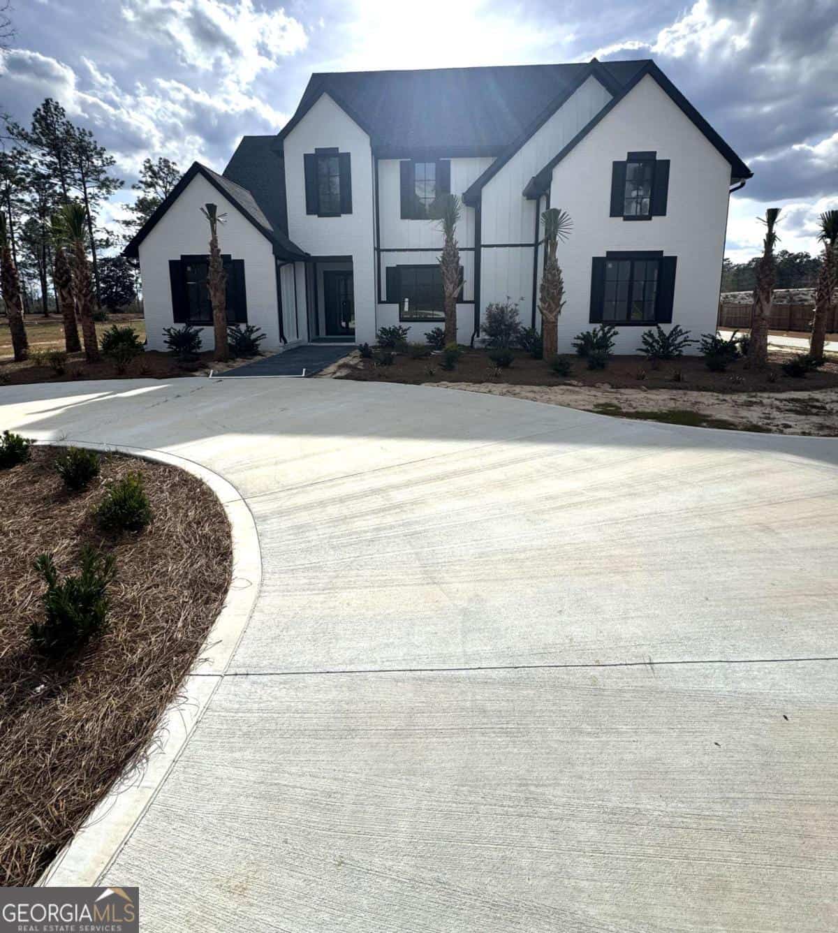 20 Club DR, Jesup, GA 31546
