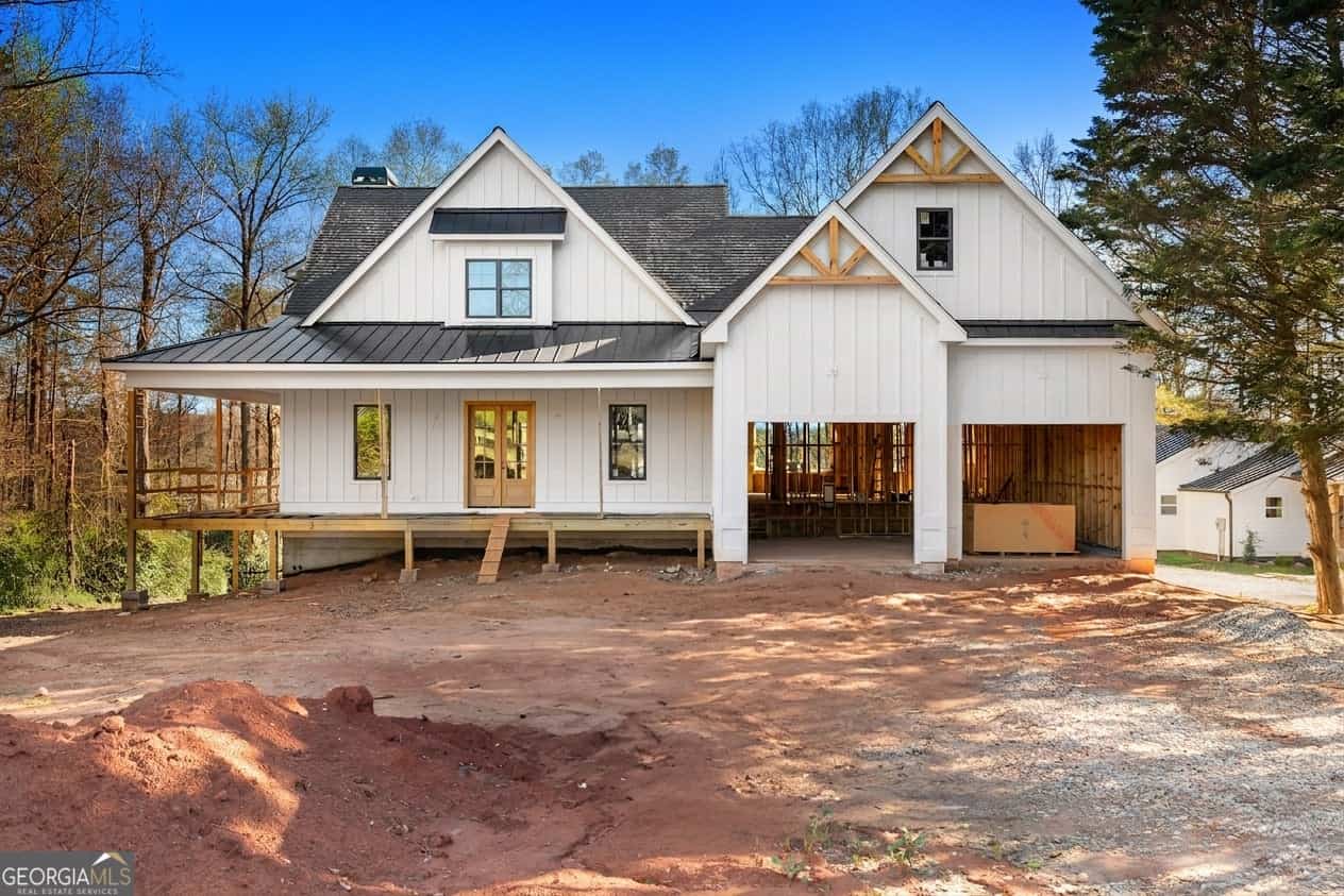 202 Cherry Rose LN, Hartwell, GA 30643