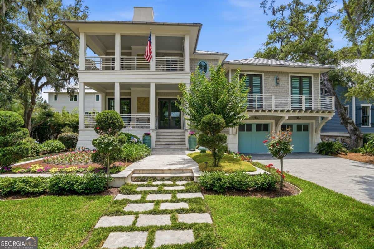 1082 Village Oaks LN, St. Simons, GA 31522