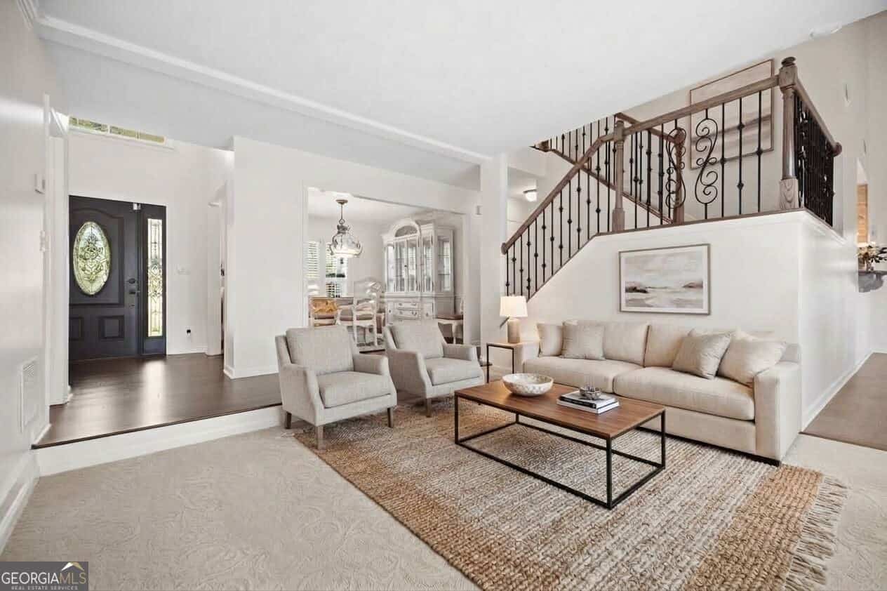Listing photo 4