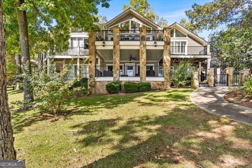 1370 Heathers Cove CIR, Hiawassee, GA 30546
