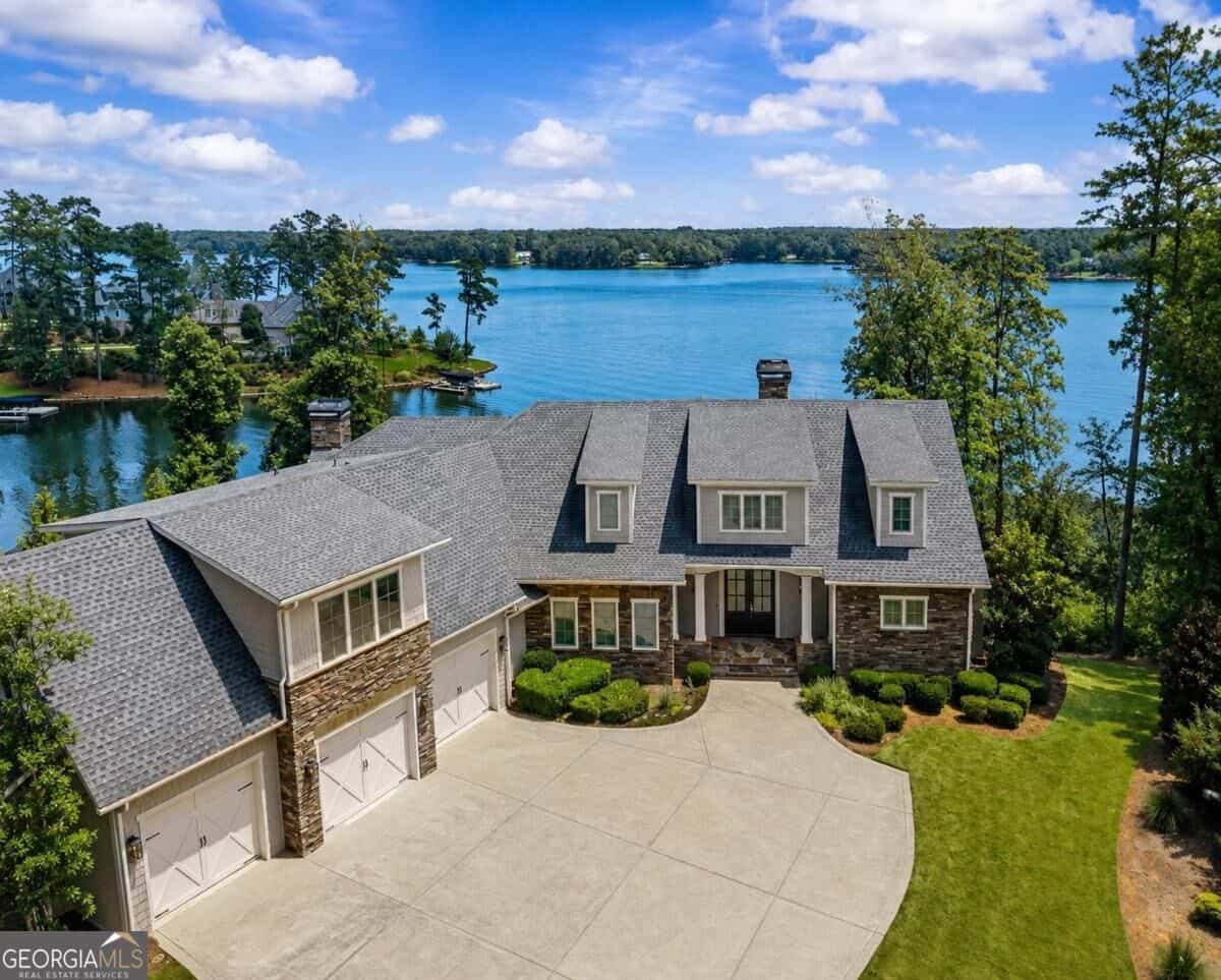 1030 South Shoals DR, Greensboro, GA 30642