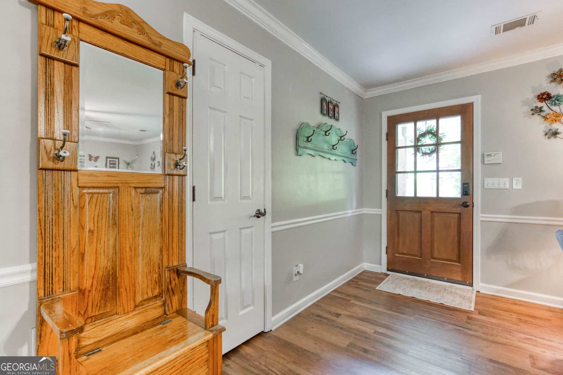 Listing photo 6