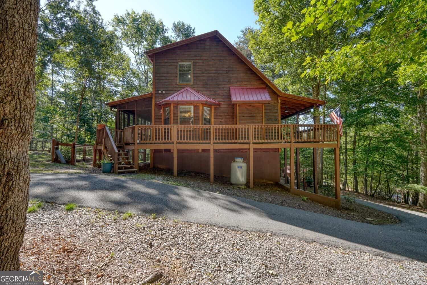 158 Alicia LN, Blairsville, GA 30512