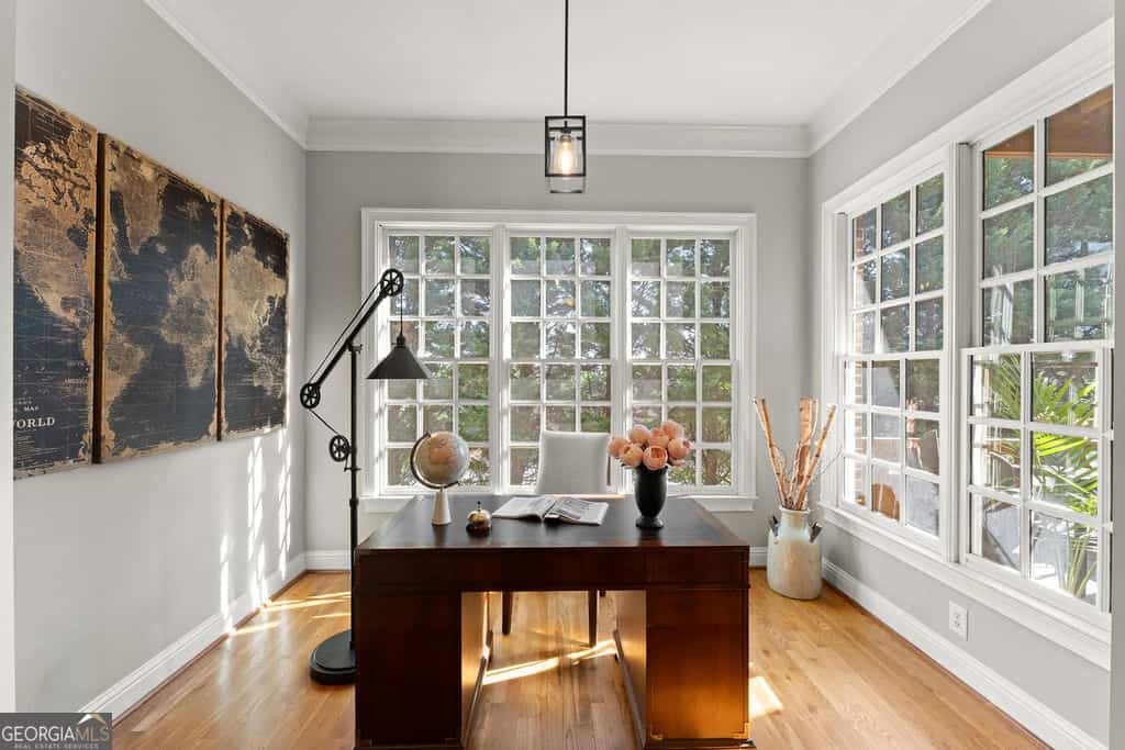 Listing photo 6