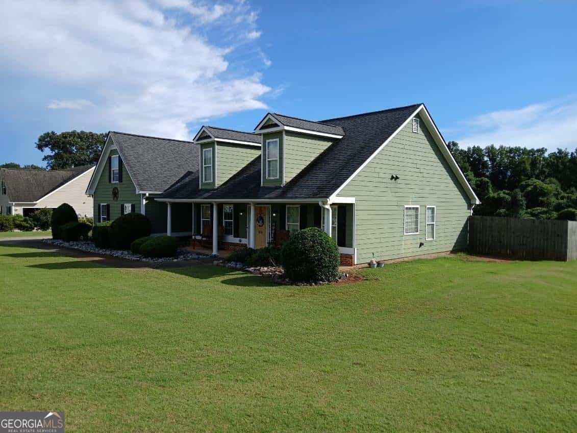 Listing photo 2