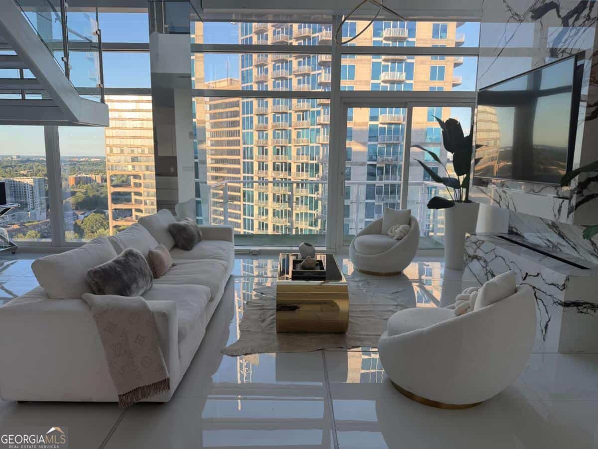 45 Ivan Allen Jr BLVD NW 2701 #2701, Atlanta, GA 30308