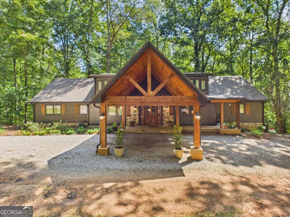 1851 Rays Church RD, Bishop, GA 30621