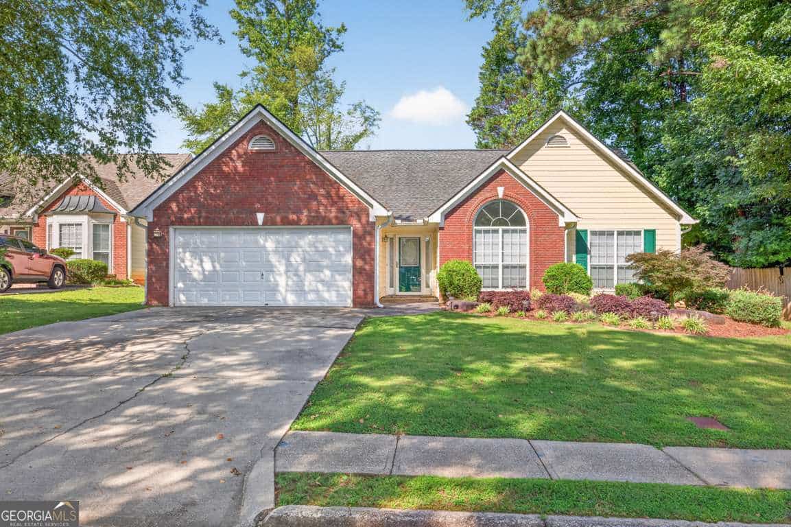 490 Sunnyside DR, Lawrenceville, GA 30044