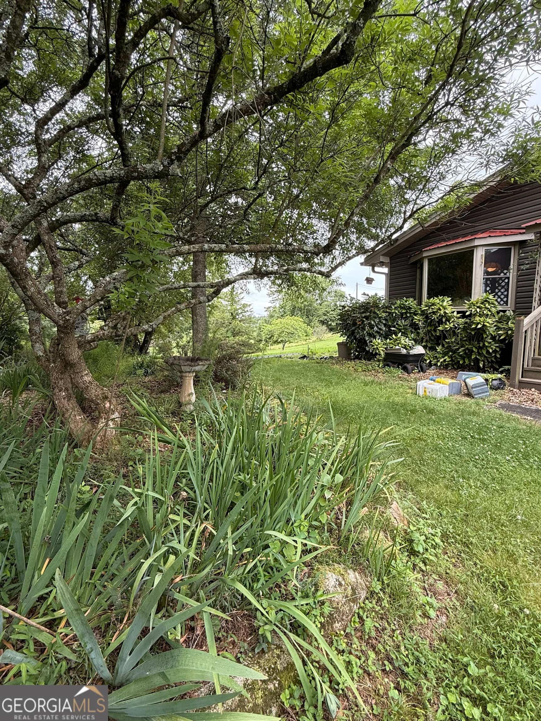 Listing photo 6