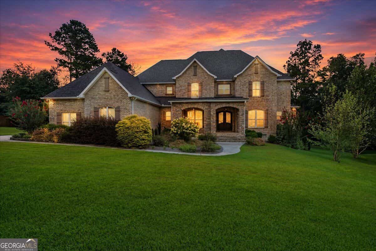 223 Yale CIR, Bonaire, GA 31005