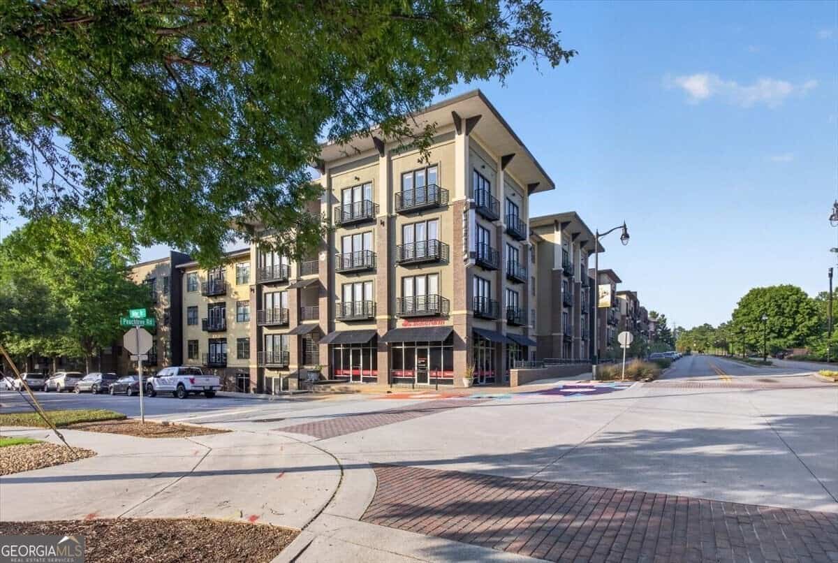 5300 Peachtree RD 311 #311, Atlanta, GA 30341