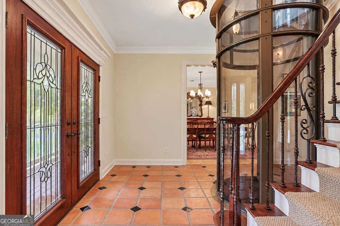 Listing photo 6