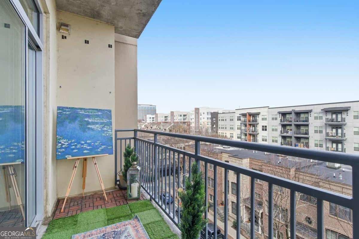 Listing photo 6