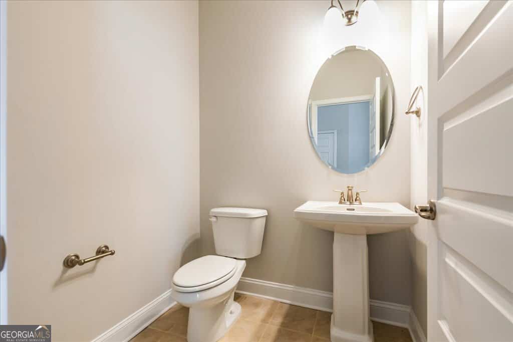 Listing photo 6