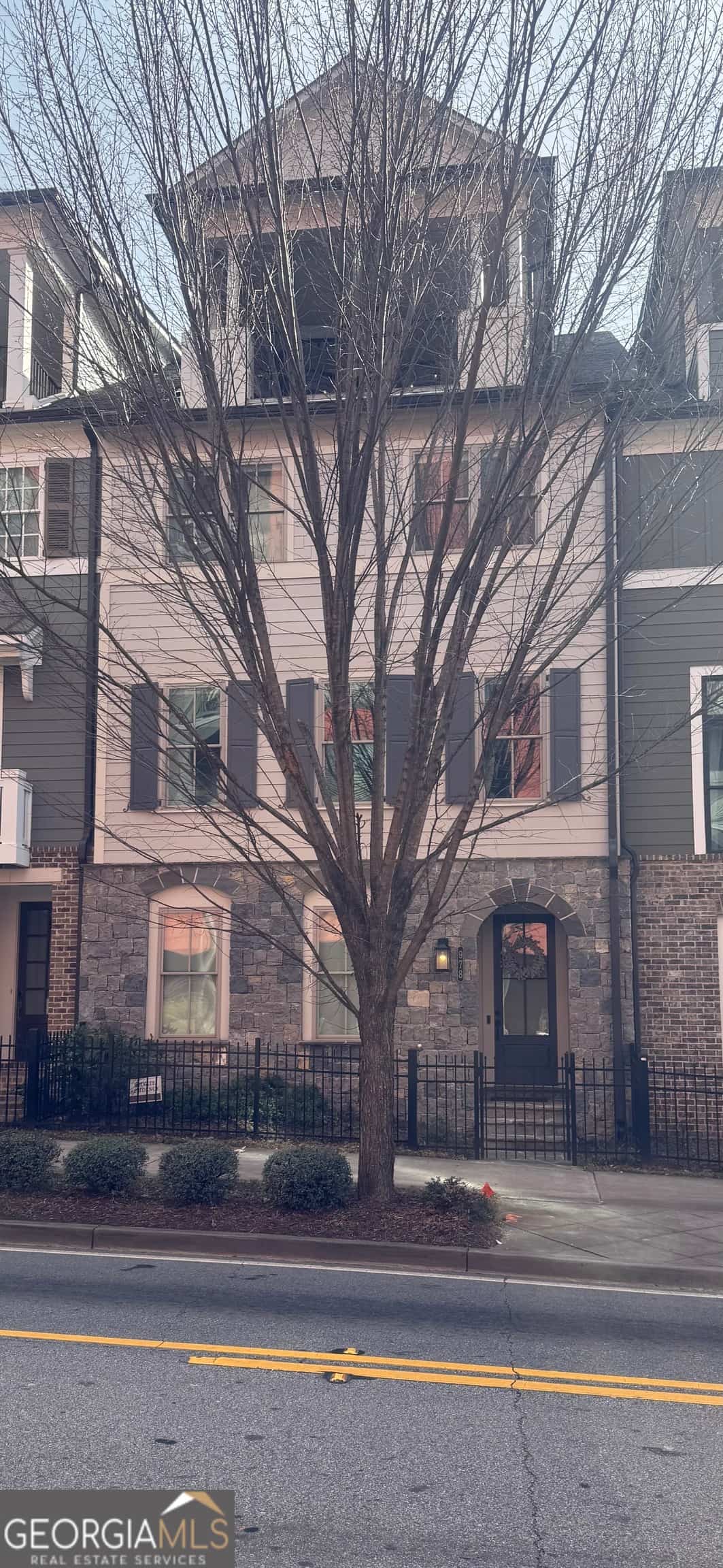978 Memorial WALK SE, Atlanta, GA 30316