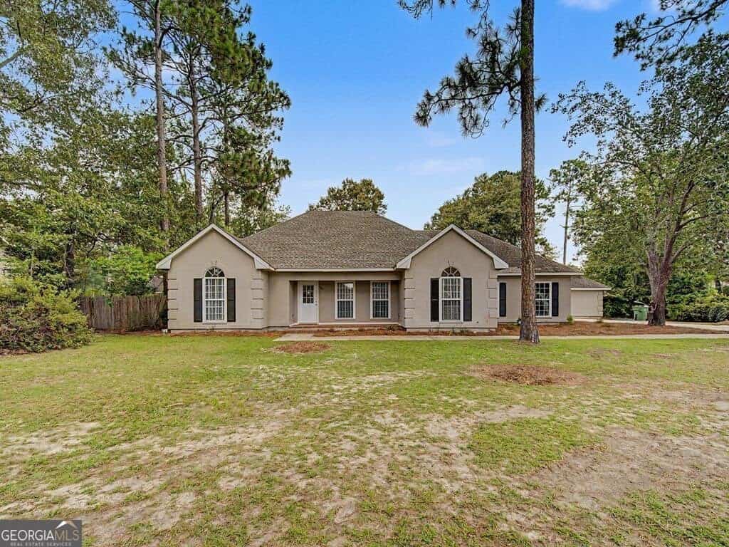 1621 Moore ST, Adel, GA 31620