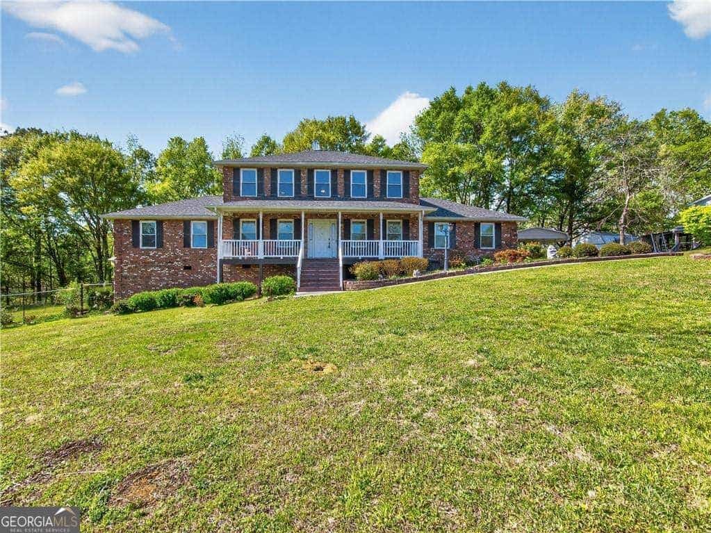 41 Terrace CT, Chatsworth, GA 30705