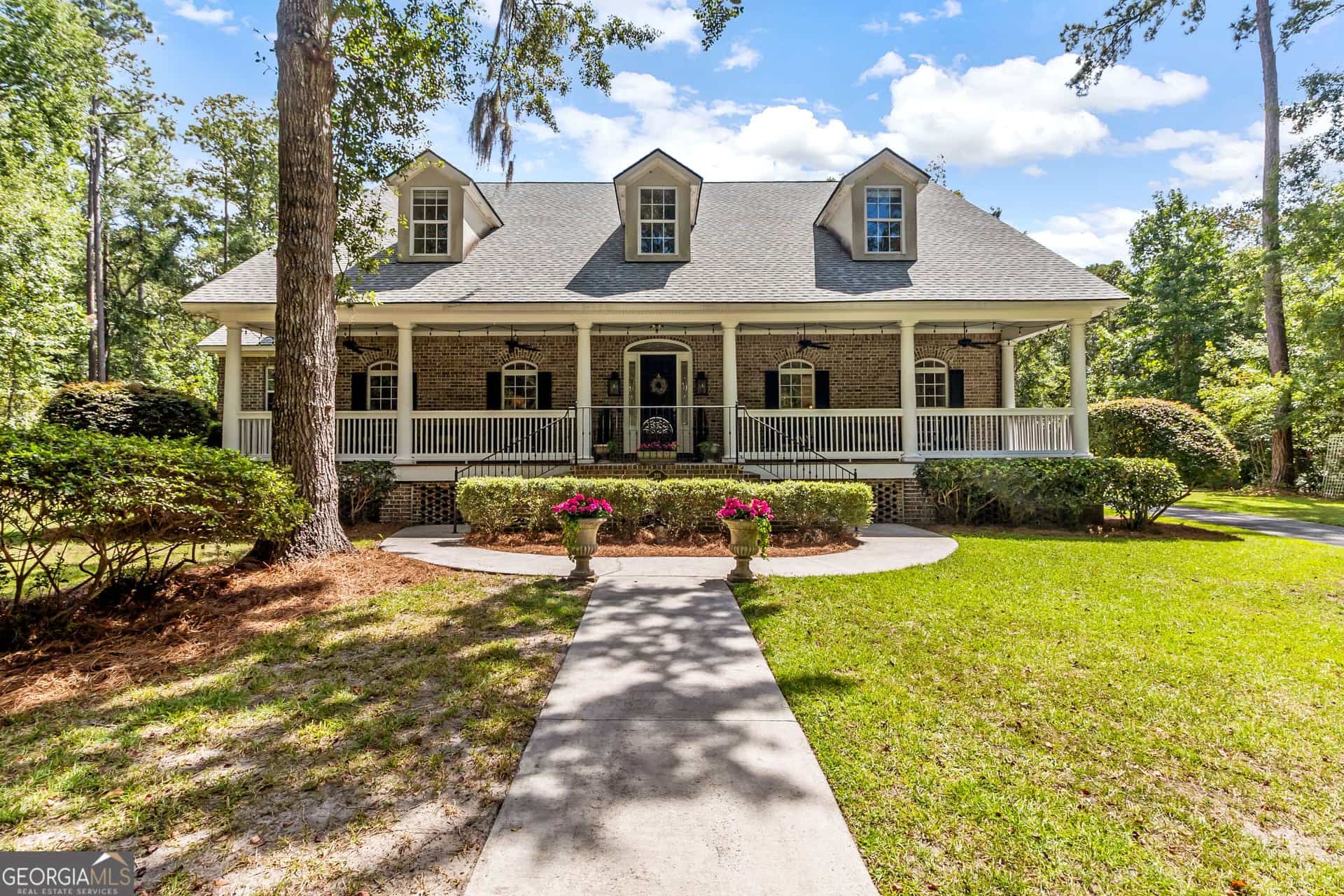 233 Buckland Hall RD, Richmond Hill, GA 31324