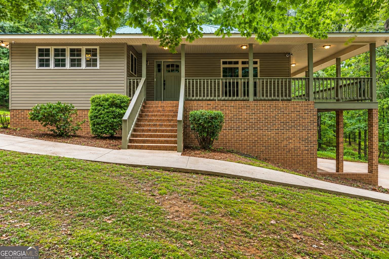 830 Carrie Craft RD, Bowersville, GA 30516