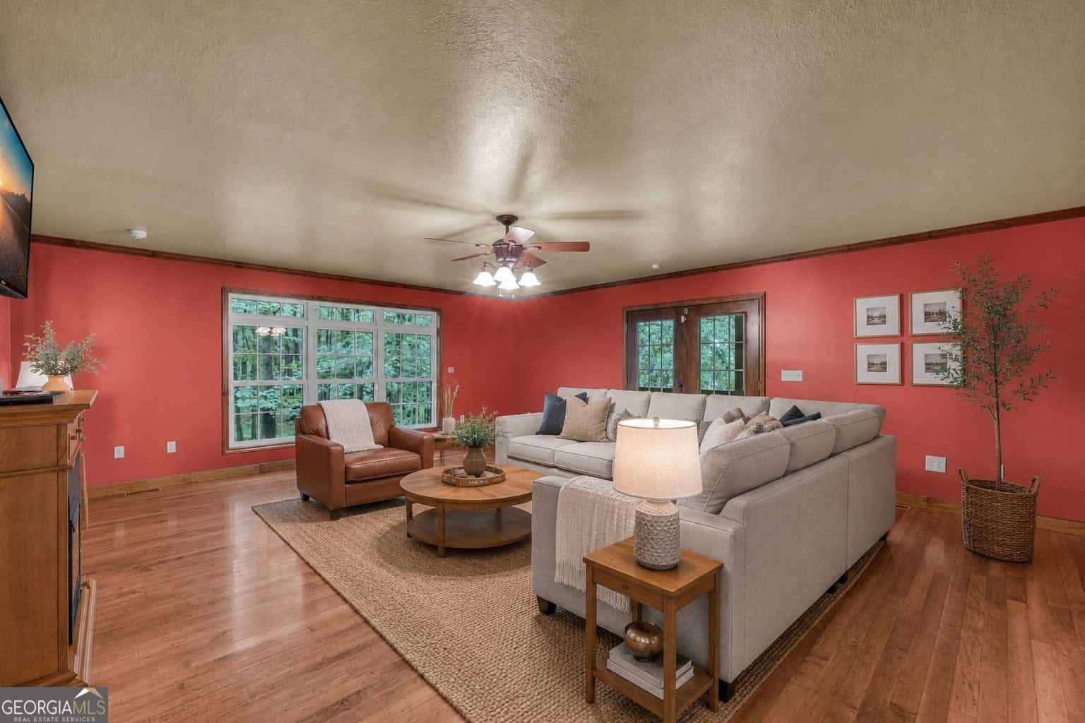 Listing photo 6