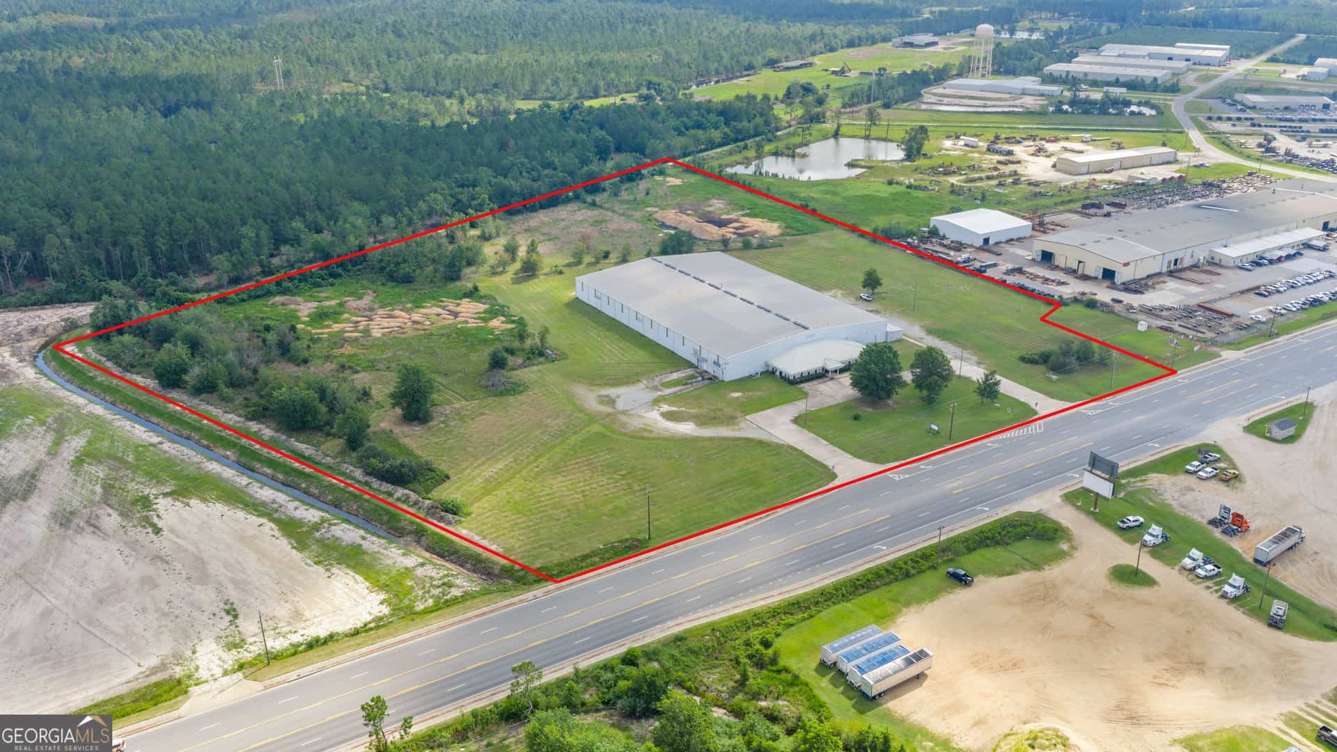 1457 E Parker ST, Baxley, GA 31513