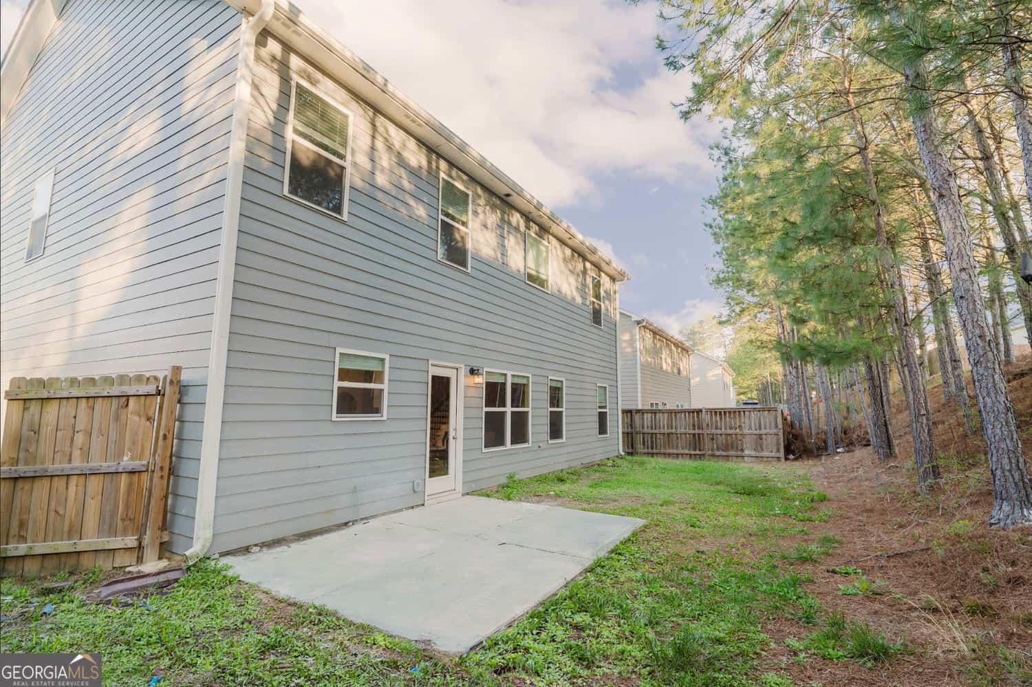 Listing photo 6