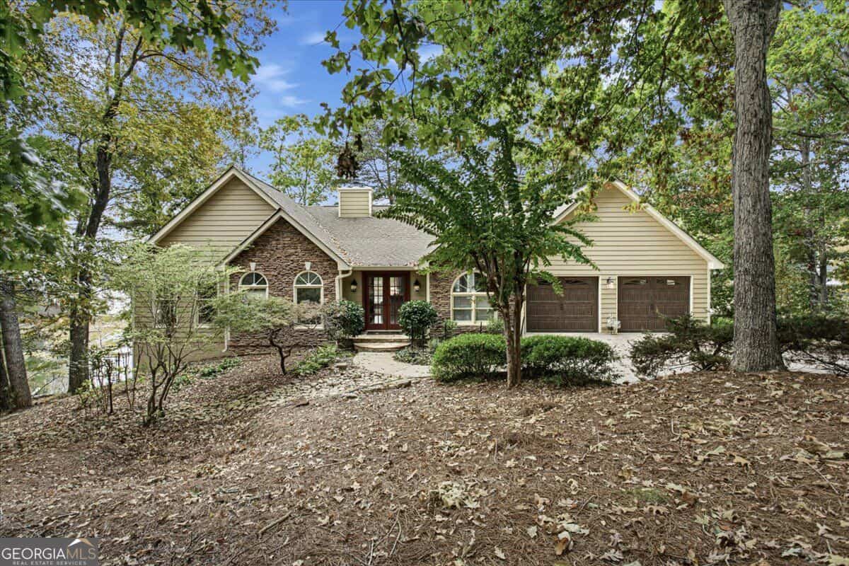 3484 McKenzie DR, Gainesville, GA 30506