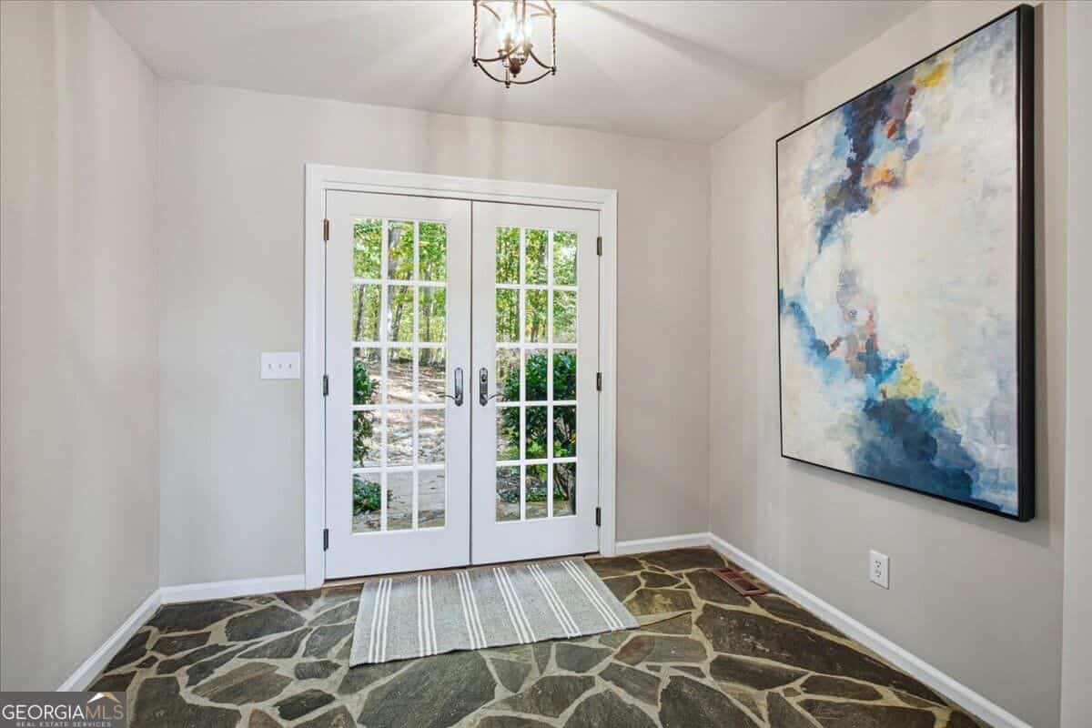 Listing photo 6
