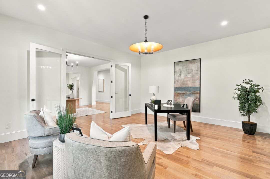 Listing photo 6