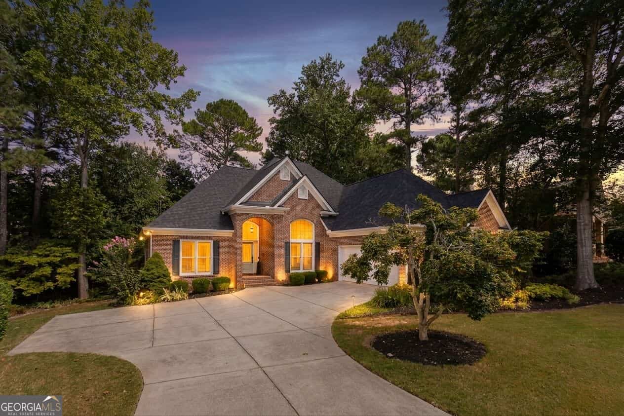 885 Rose Brook DR, Lawrenceville, GA 30045