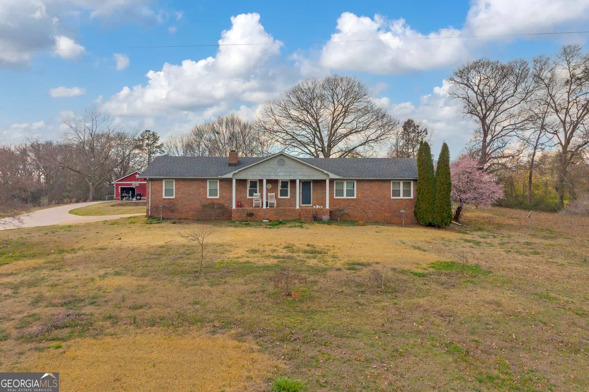 2299 Memorial RD, Bowersville, GA 30516