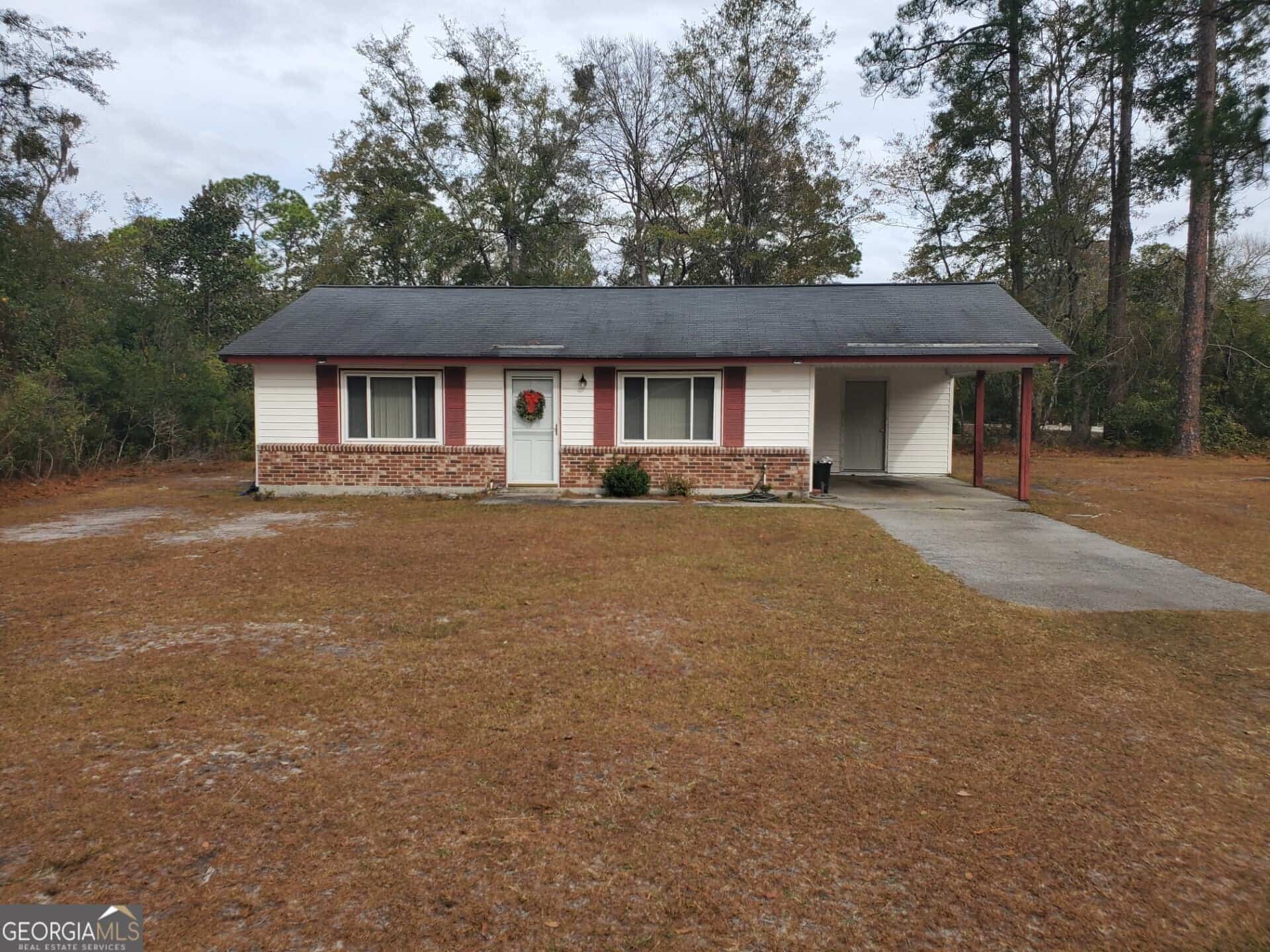 992 Pineland AVE, Hinesville, GA 31313