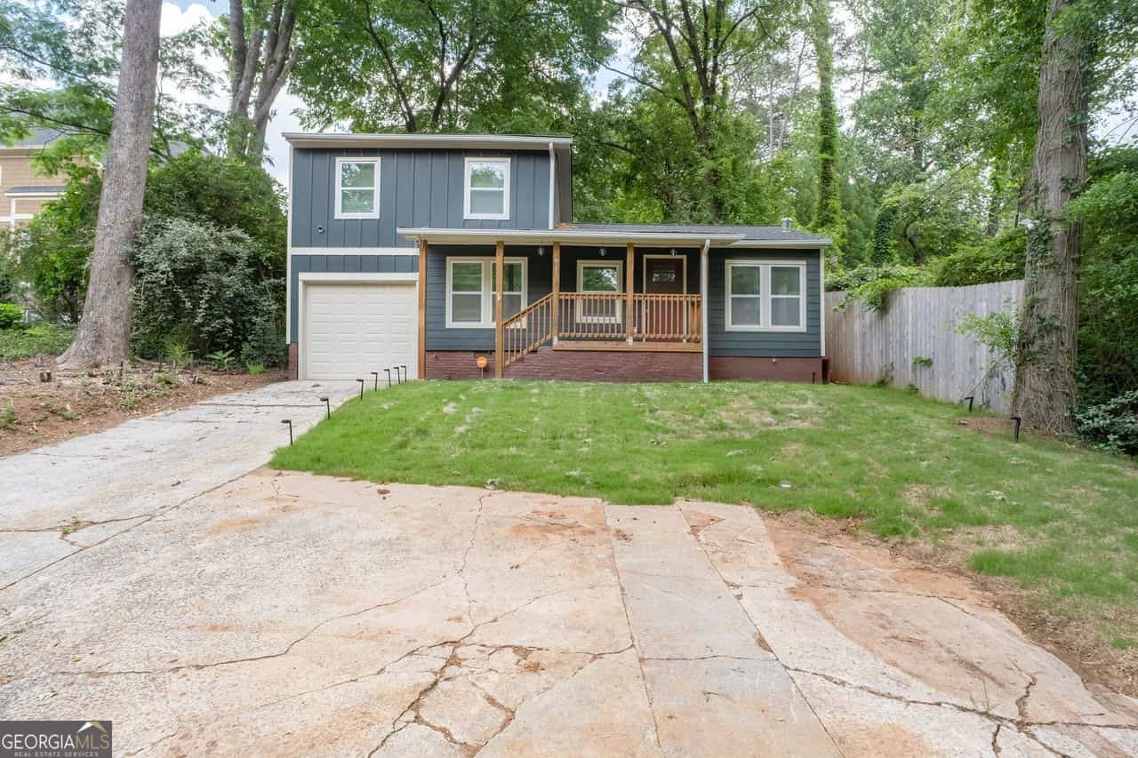 Listing photo 2