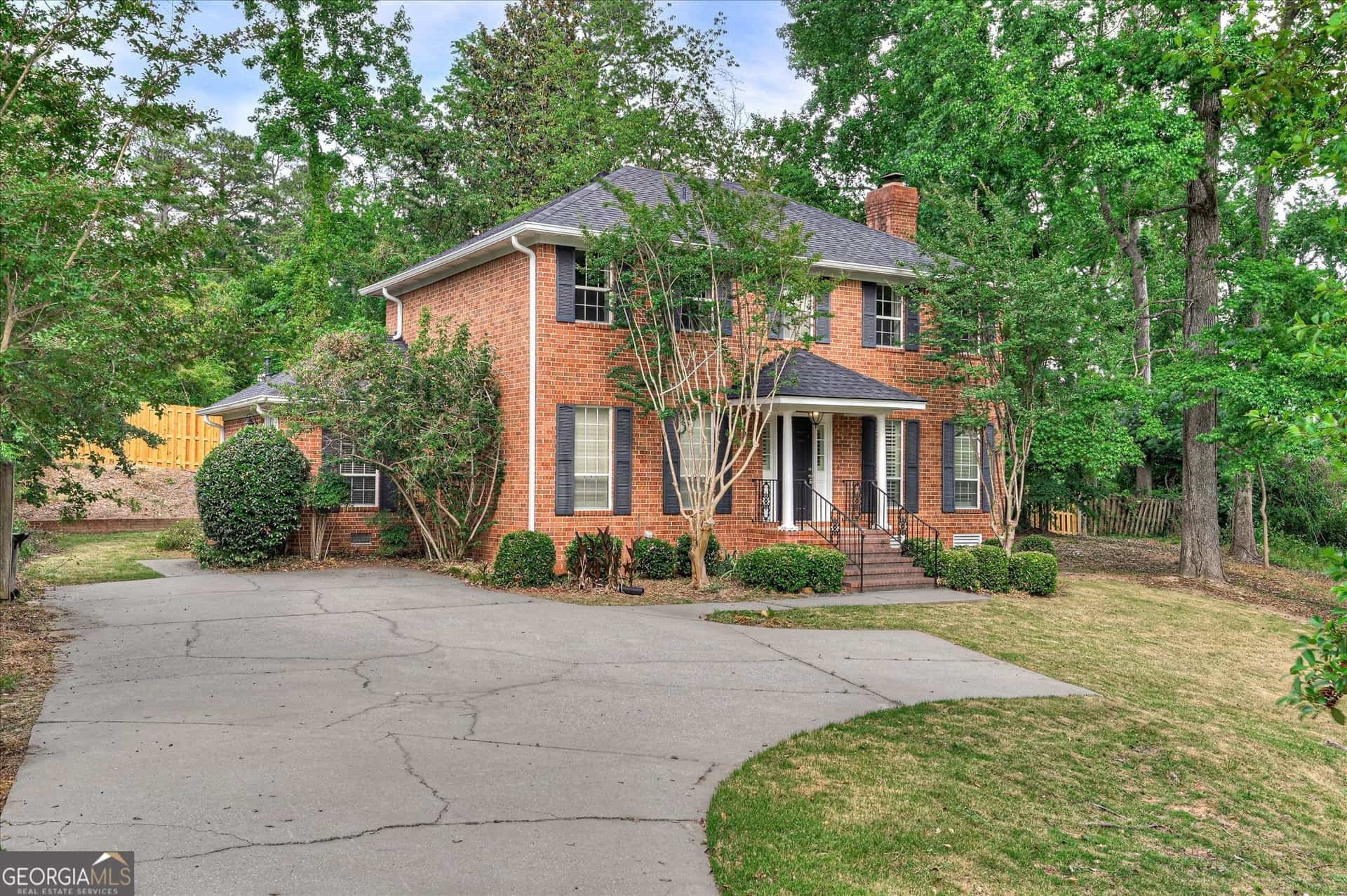 Listing photo 3