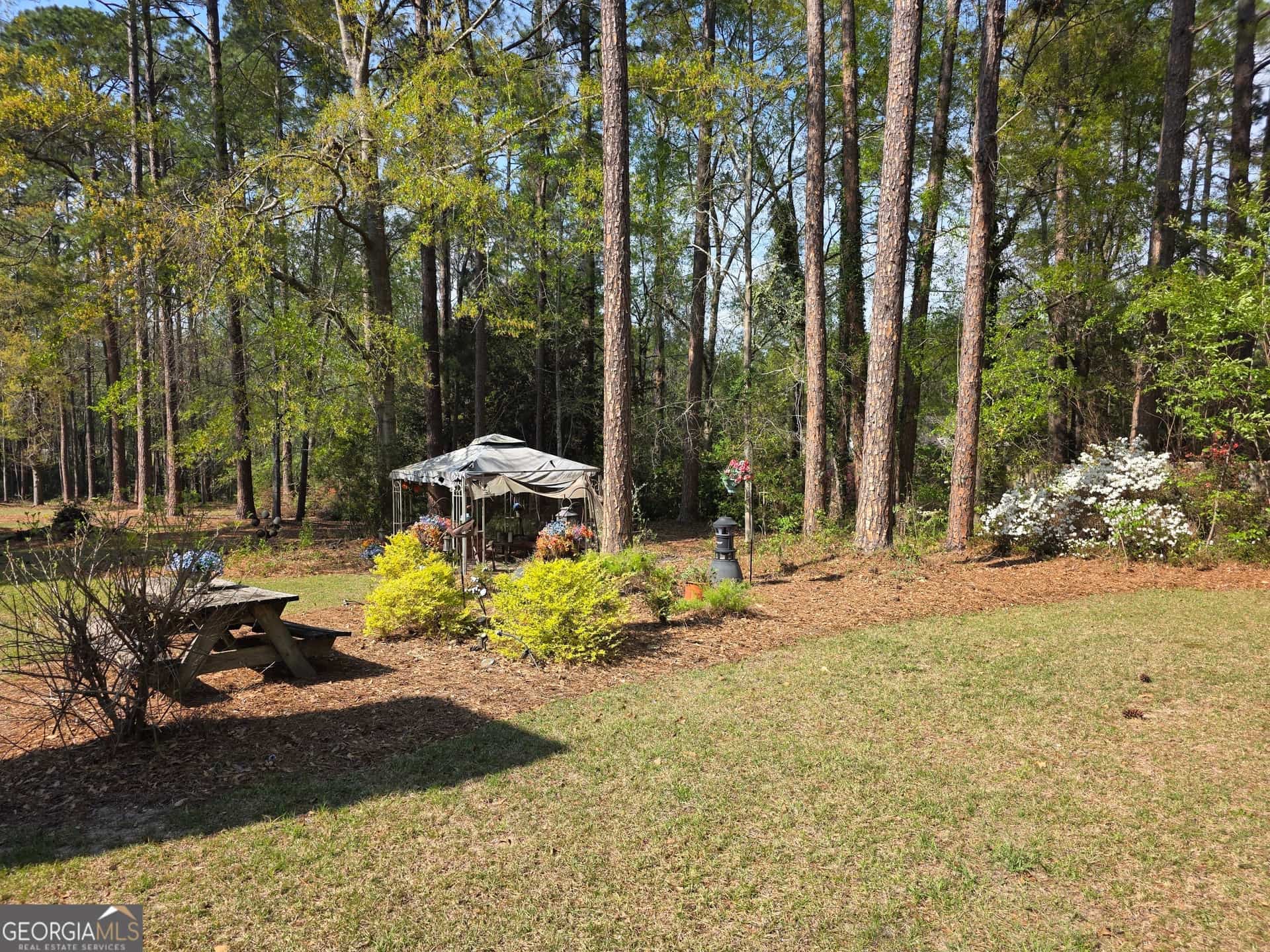 Listing photo 6