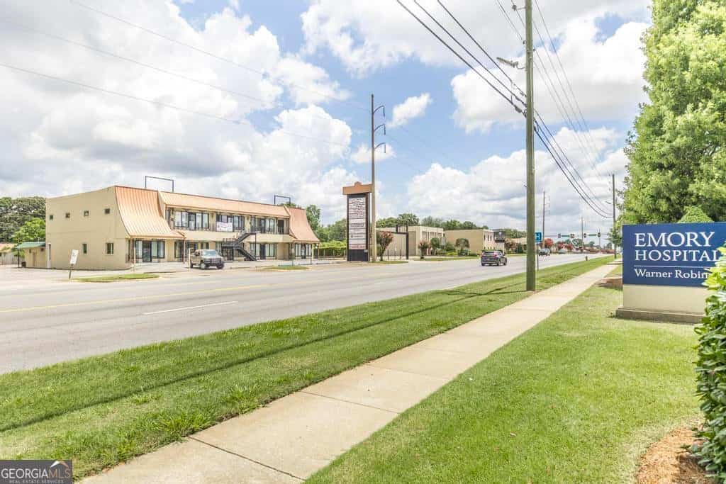 1624 Watson BLVD, Warner Robins, GA 31093