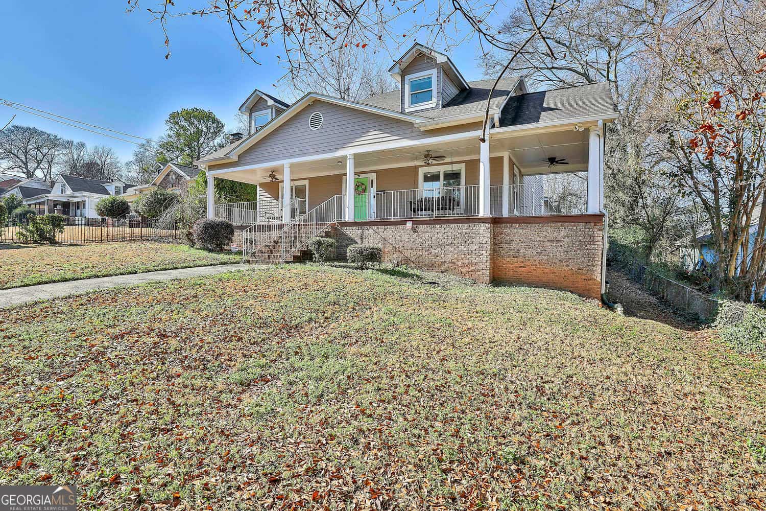 Listing photo 2