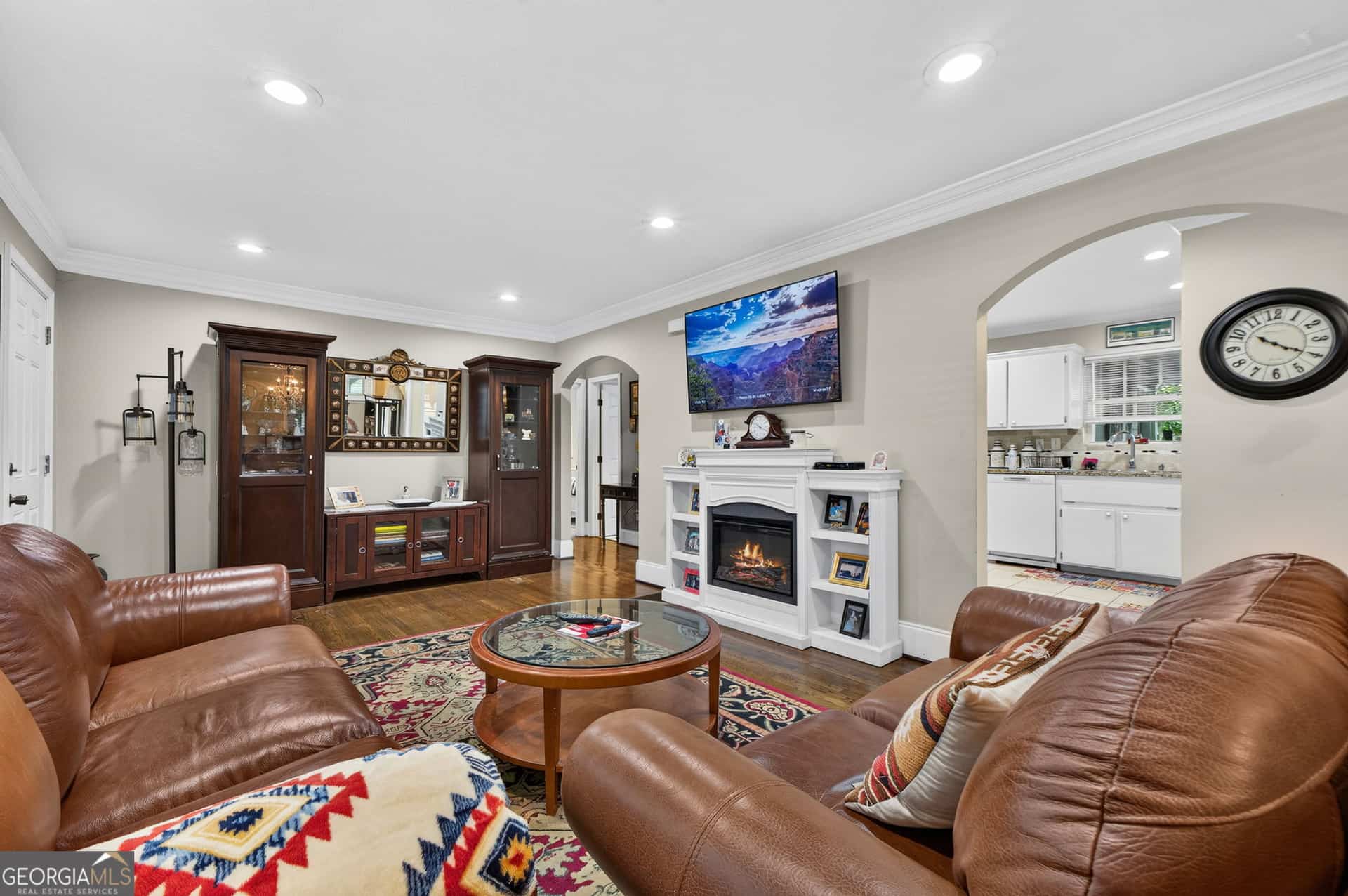 Listing photo 6