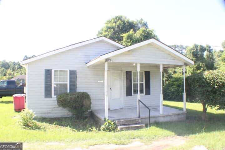 Listing photo 5