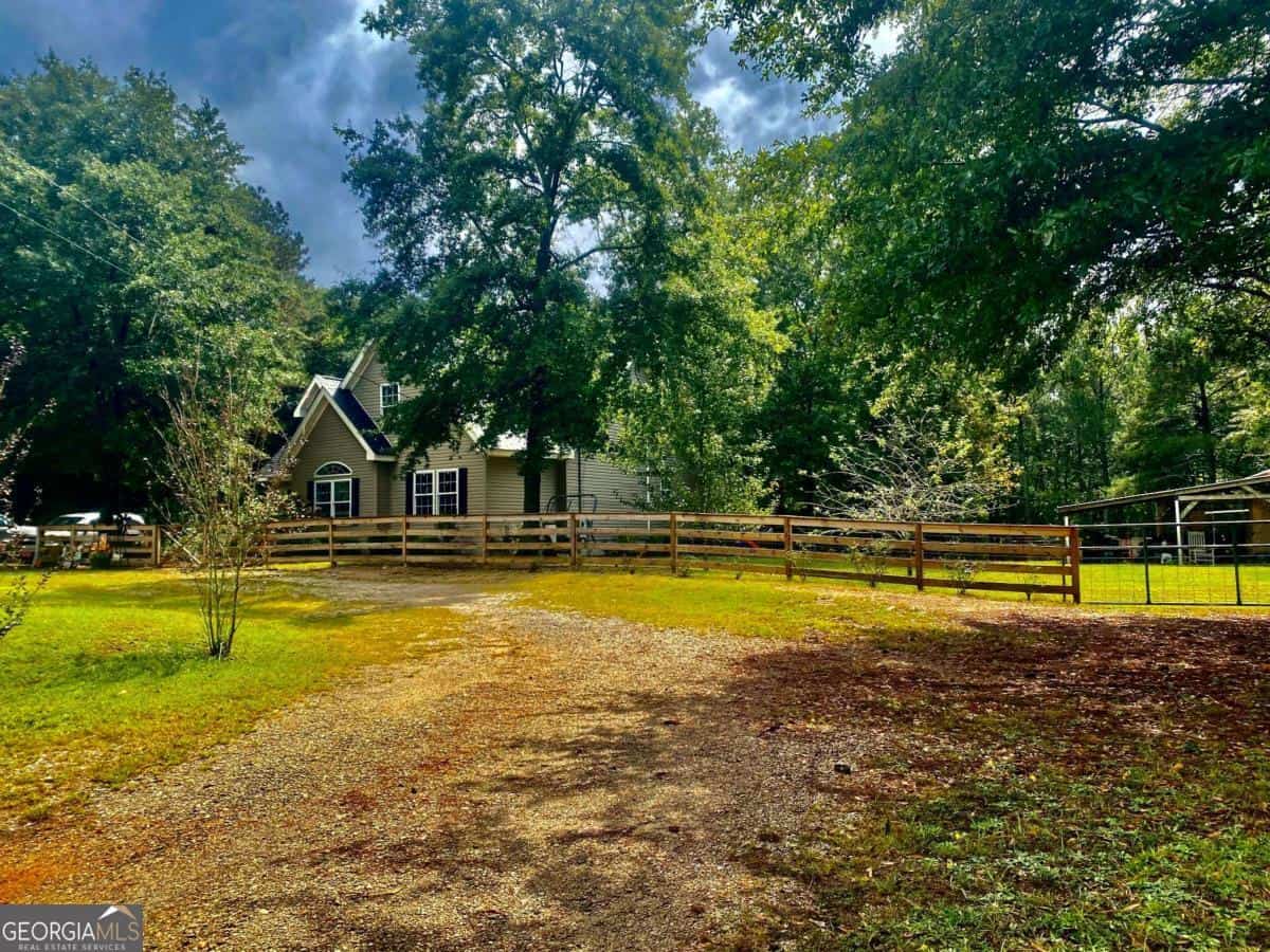 Listing photo 6