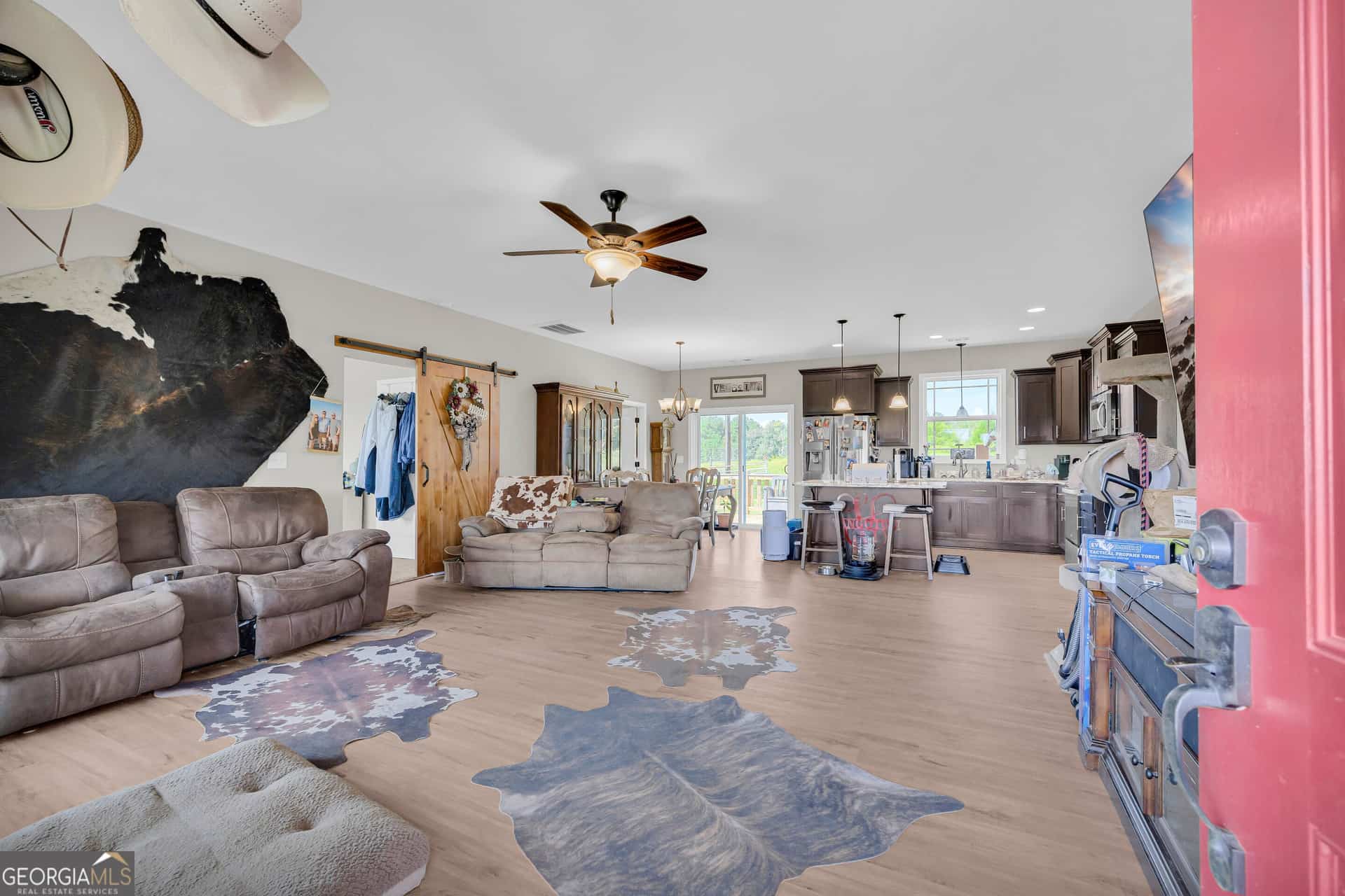 Listing photo 6
