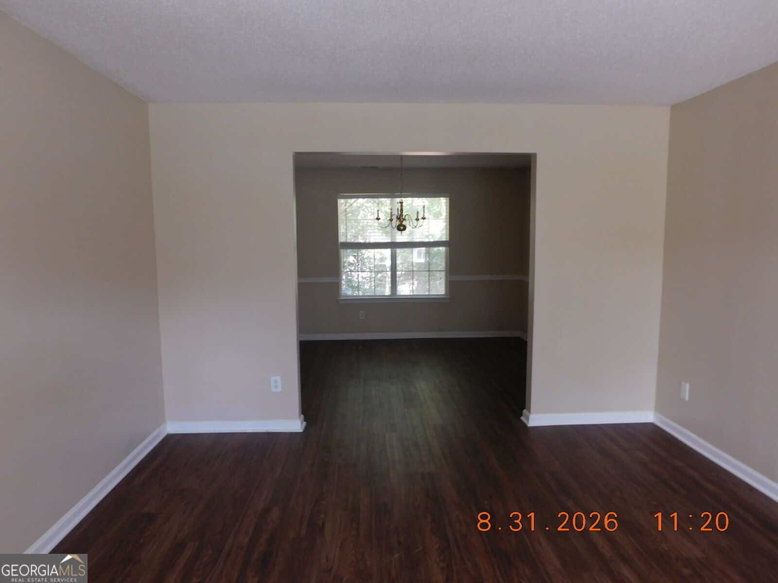 Listing photo 6