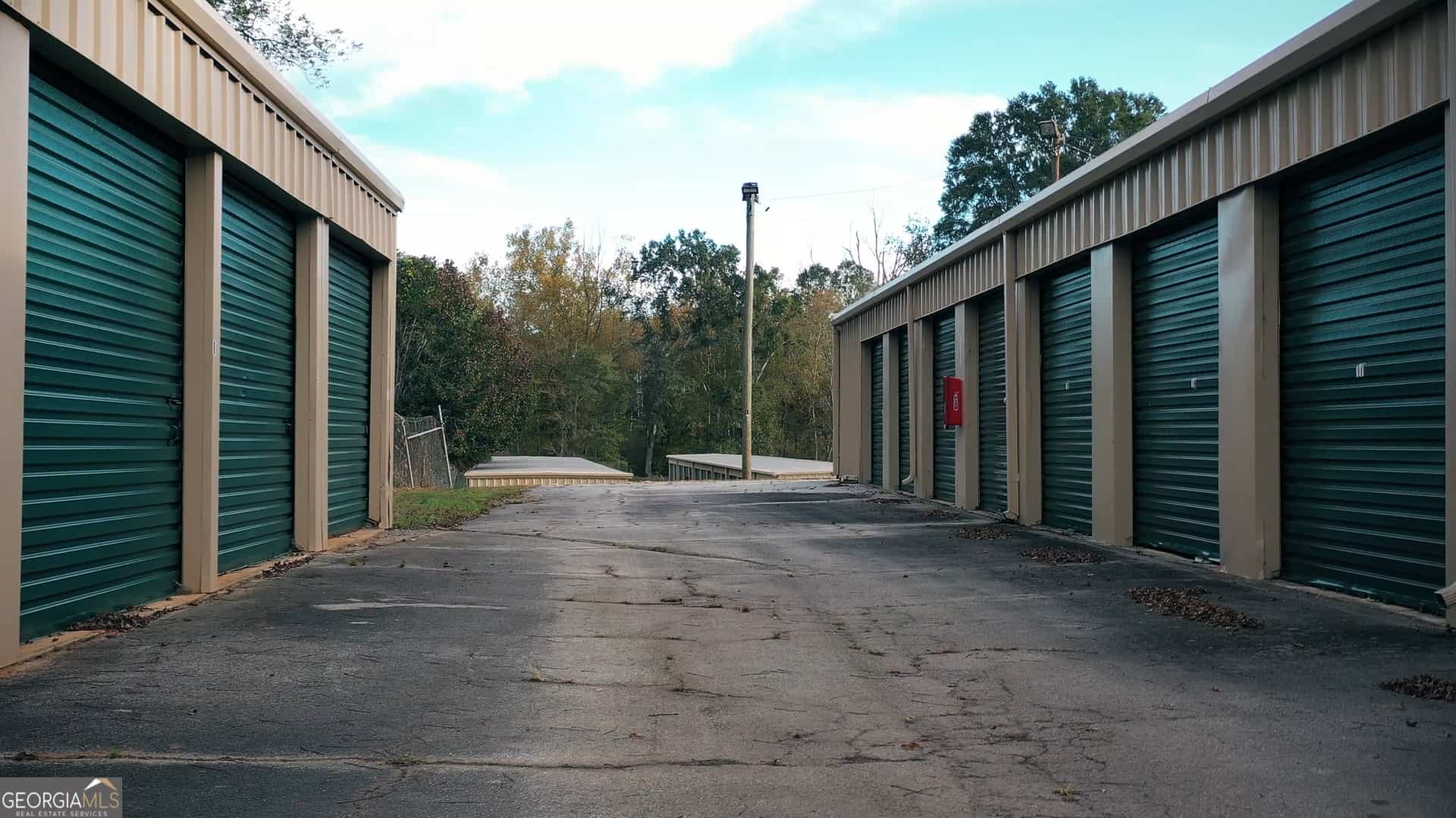 Listing photo 6