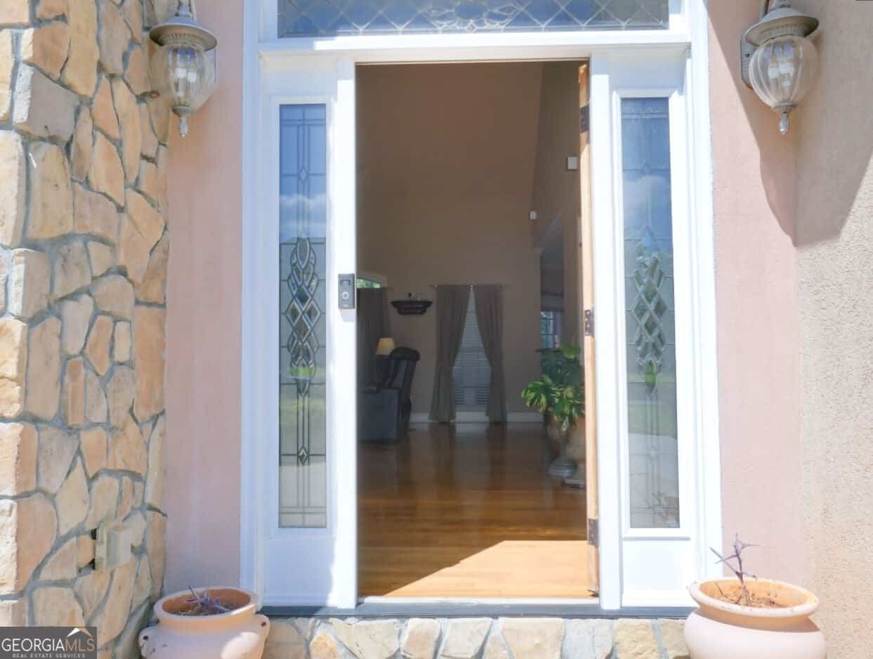 Listing photo 6