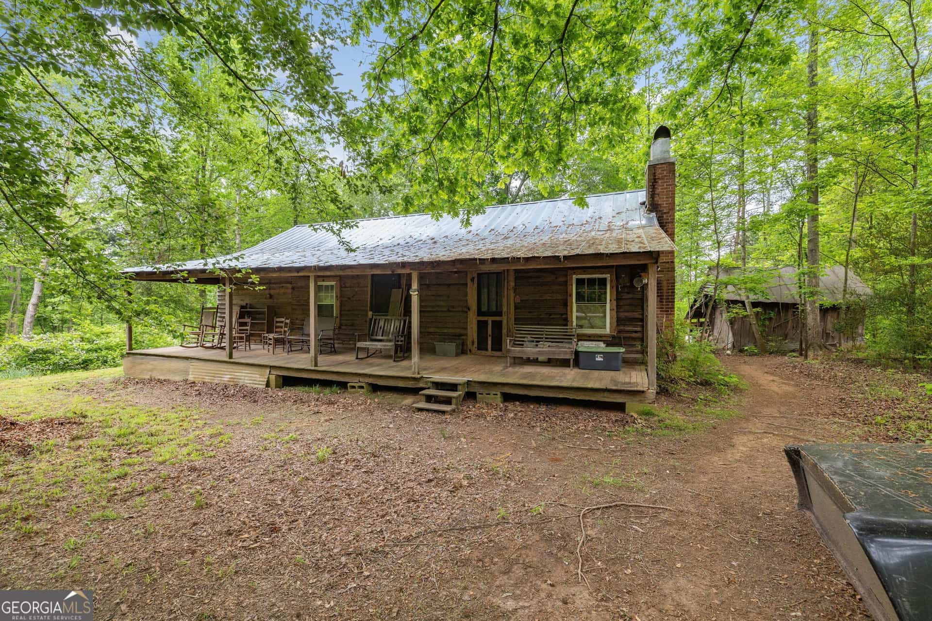 Listing photo 4