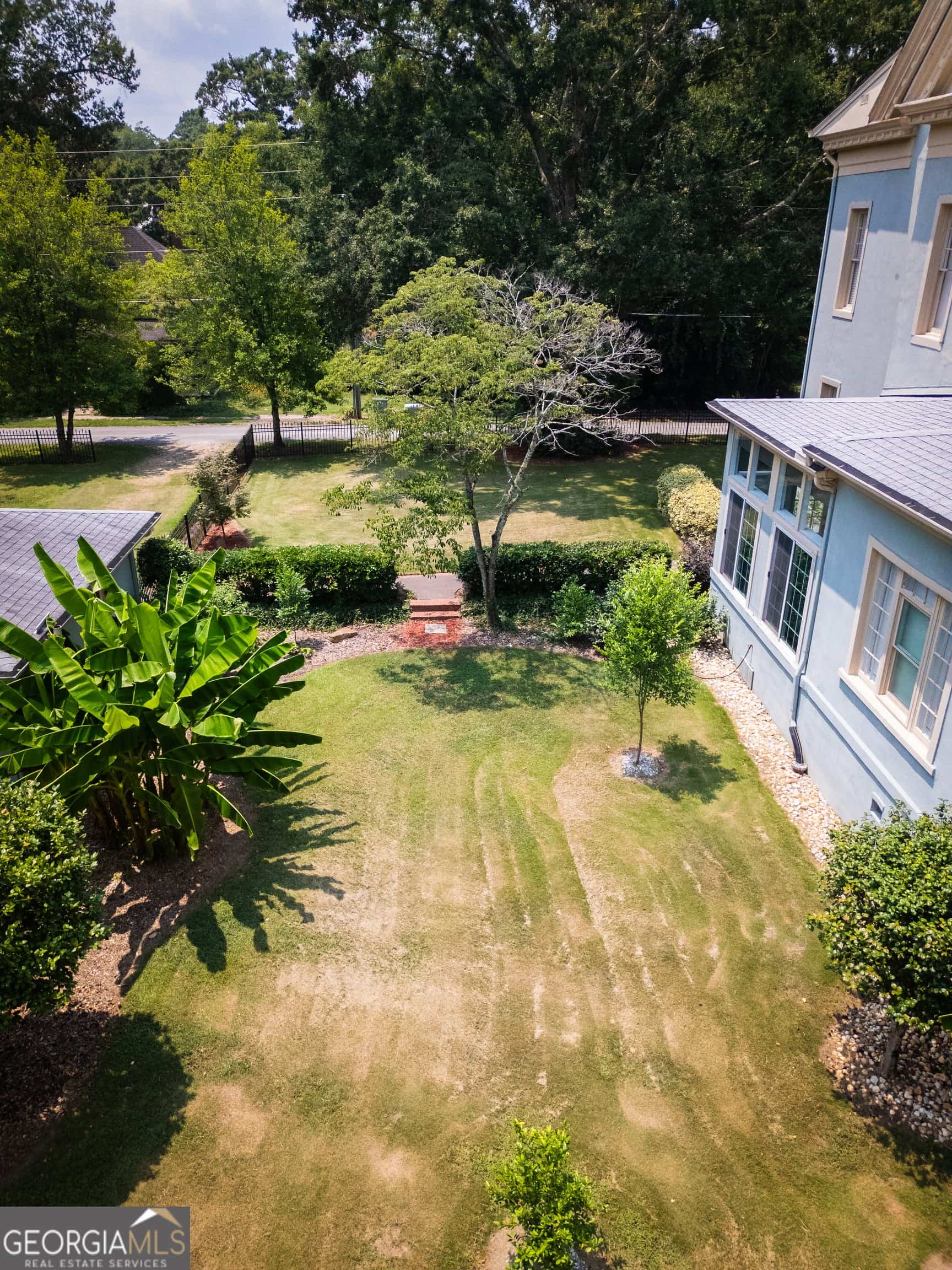 Listing photo 6