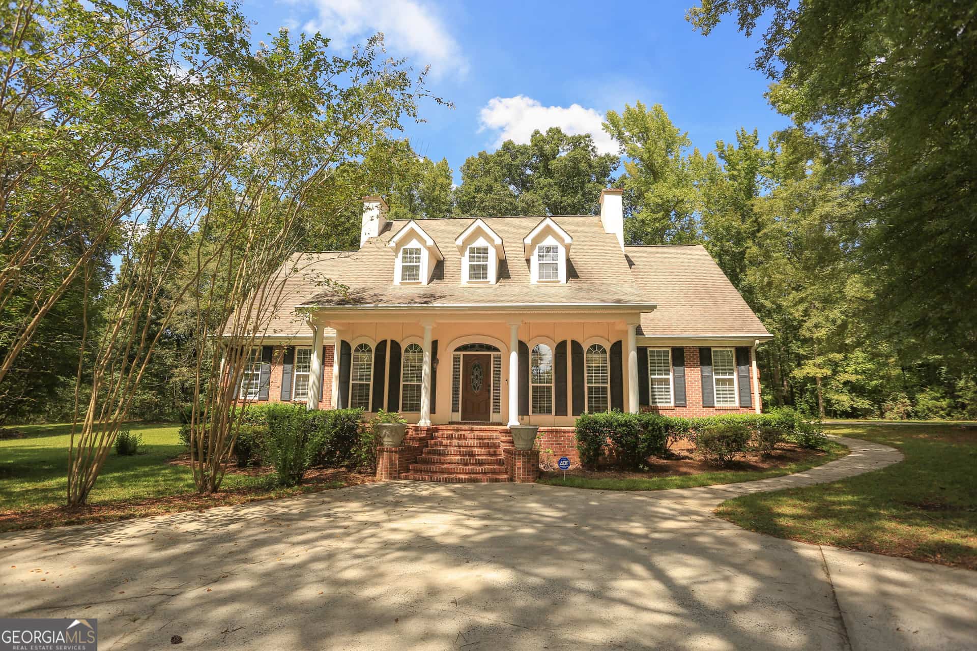 421 Creekside DR, Gray, GA 31032